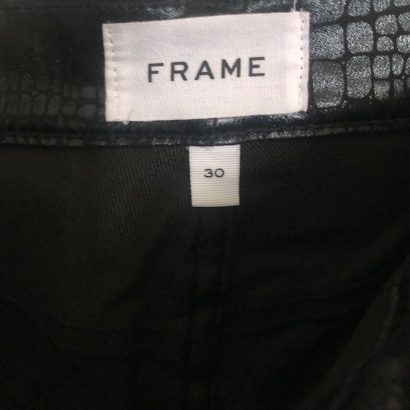 Frame Le Sylvie Slender Straight Black Mock Croc Jeans - Size 30. - Picture 7 of 8